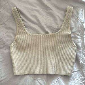 Aritzia Babaton crop top